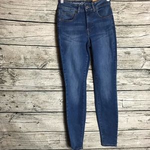 Roebuck & Co jeans high rise jegging size 0Waist approx: 11.5 inches Inseam a